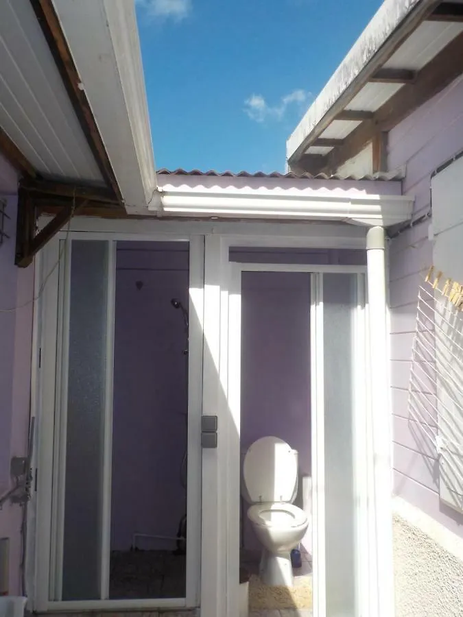 Petit Studio Bateliere Schoelcher Martinique
